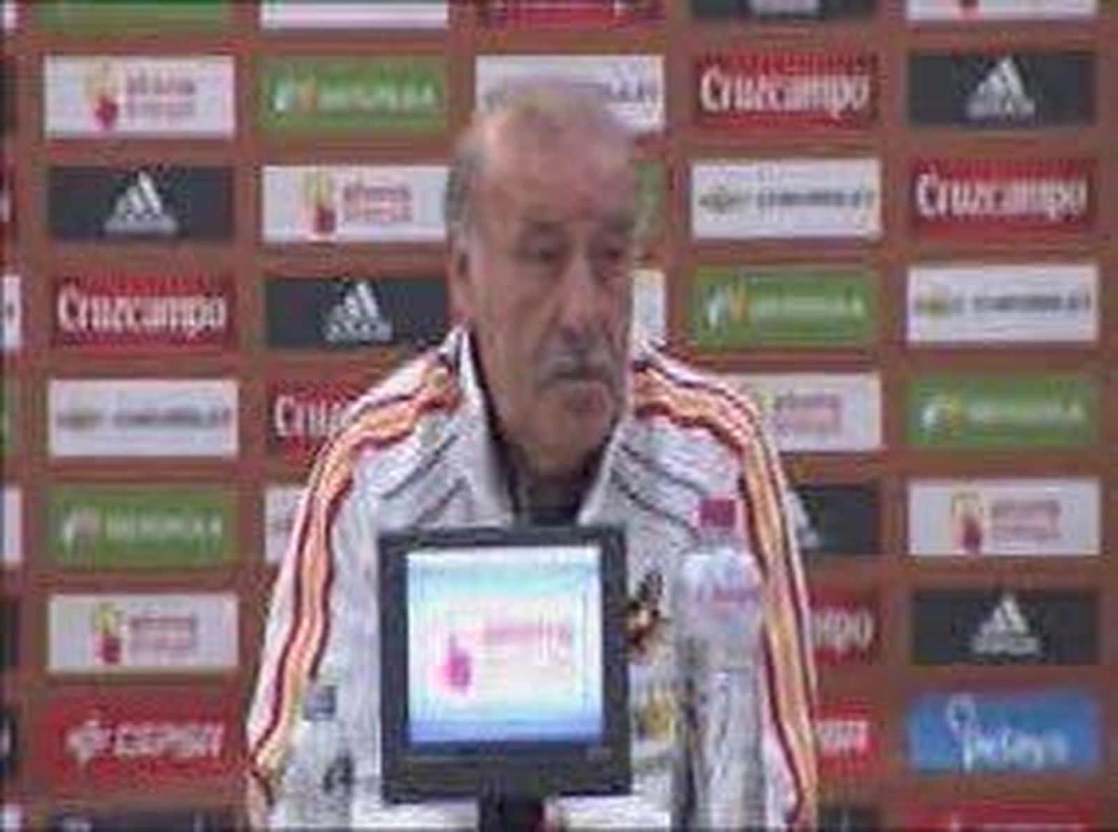 Impresiones de Del Bosque ante el encuentro con Escocia