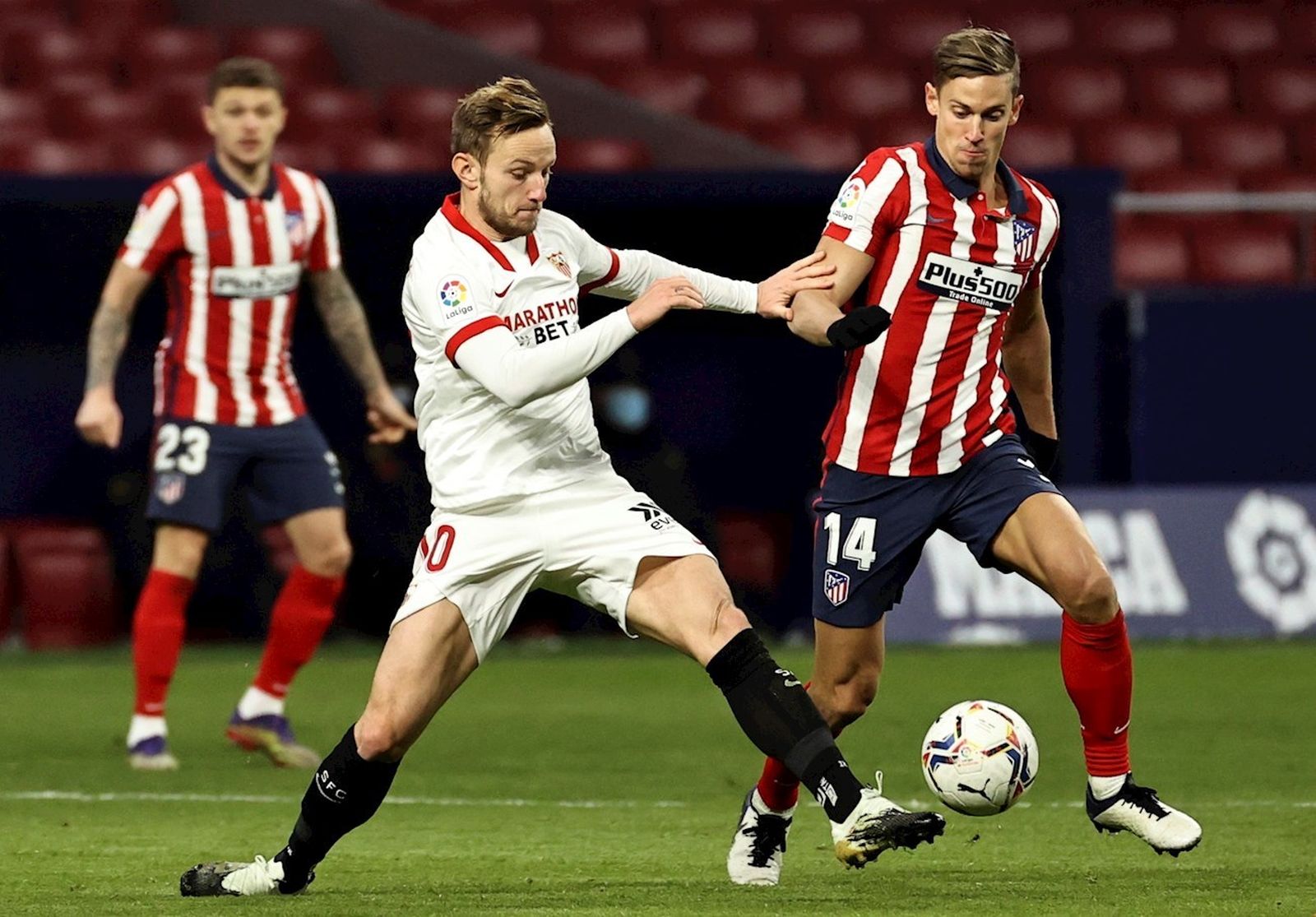Rakitic y Marcos Llorente