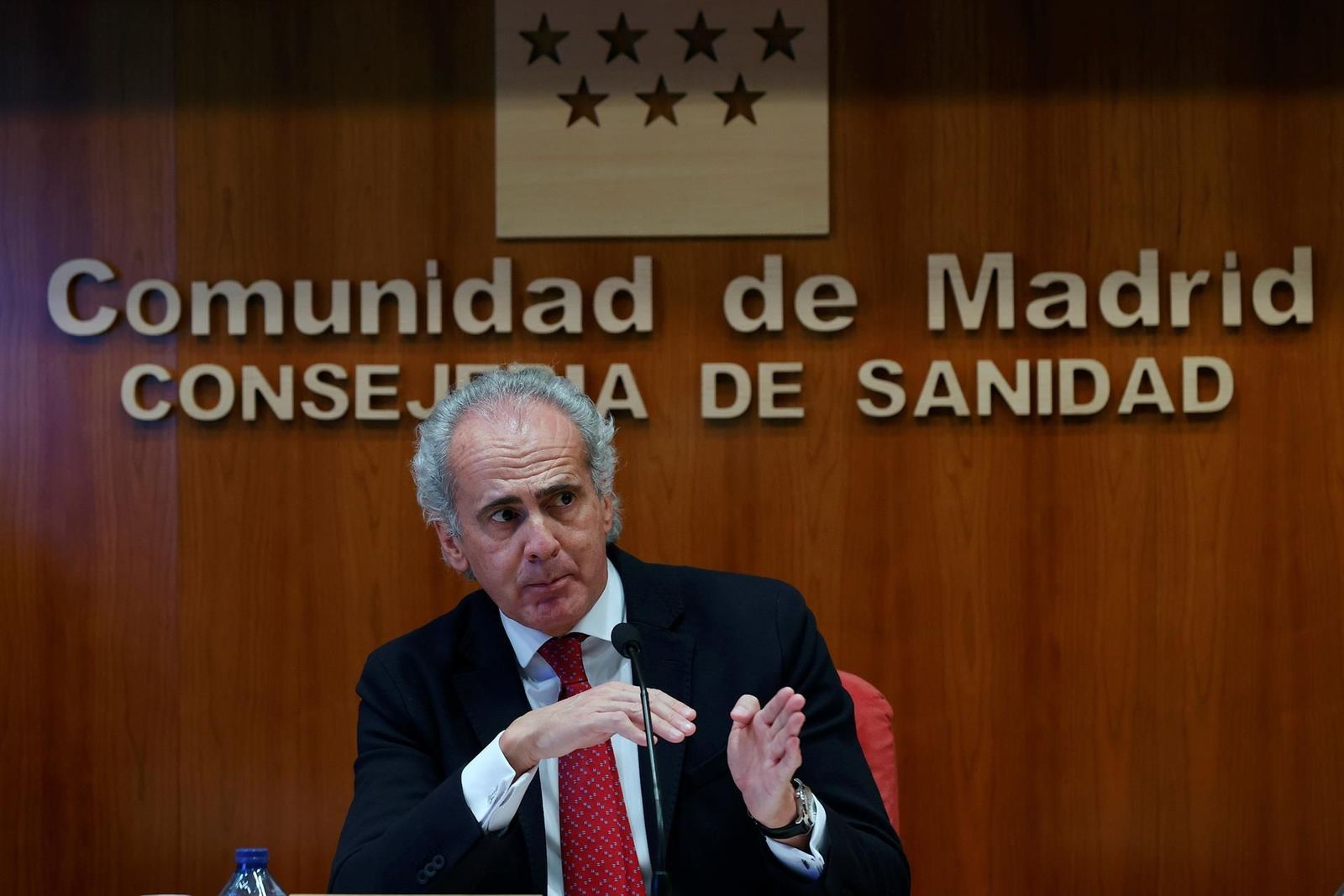 Escudero confirma que Madrid "está en una fase descendente" de contagios Covid