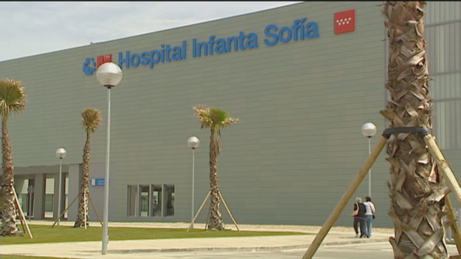 Linchan a un estafador con un bate y lo dejan tirado junto al Hospital Infanta Sofía