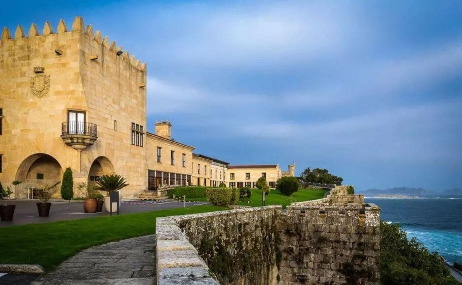 Últimas horas para optar a 333 puestos en Paradores Nacionales