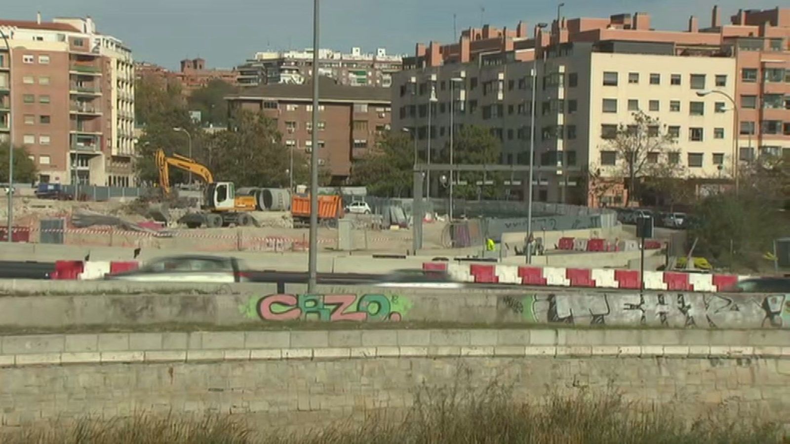 Retenciones en la M-30 a su paso por el Calderón como consecuencia de las obras