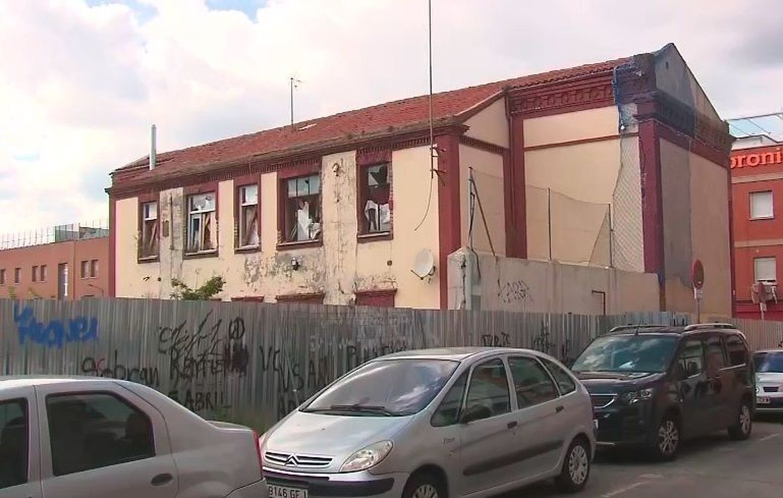 Detienen al hombre que amputó varios dedos a otro con un machete en una pelea en Vallecas
