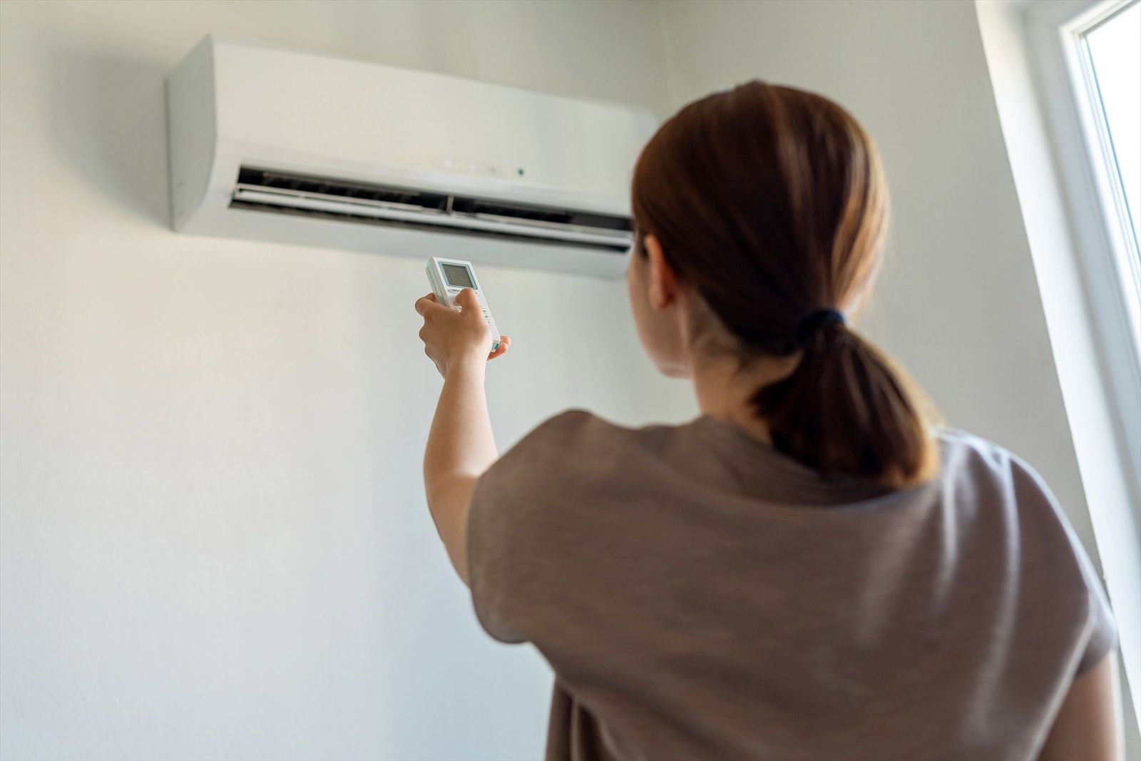 La luz cae este miércoles con horas a coste cero