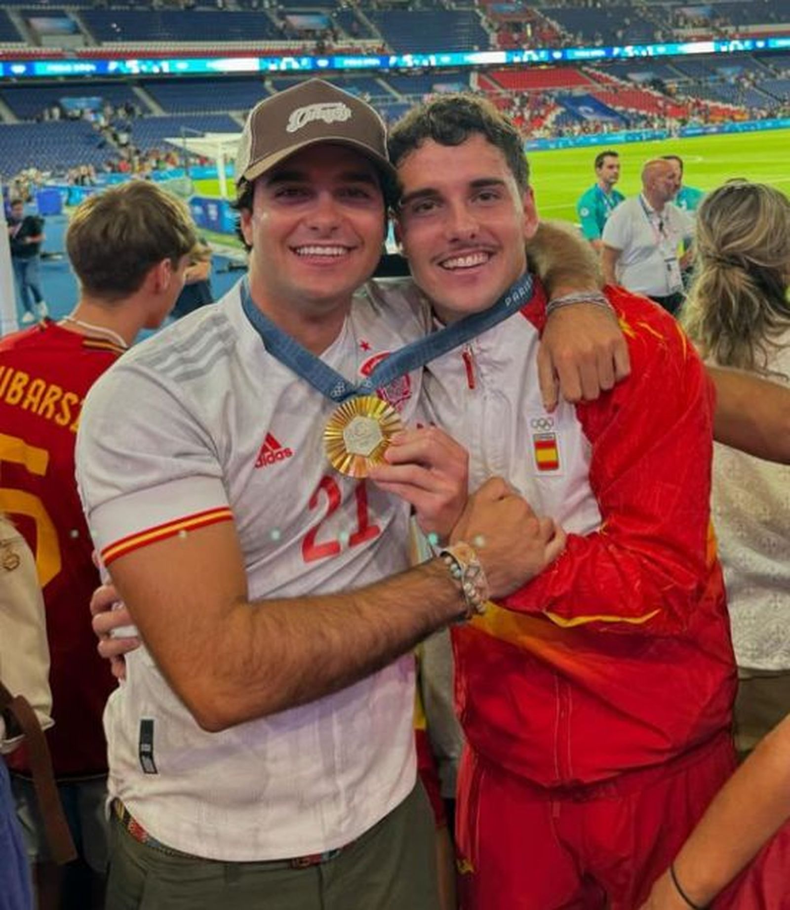 Gonzalo Camello "No siento envidia de mi hermano, sino orgullo, sus éxitos son los míos"
