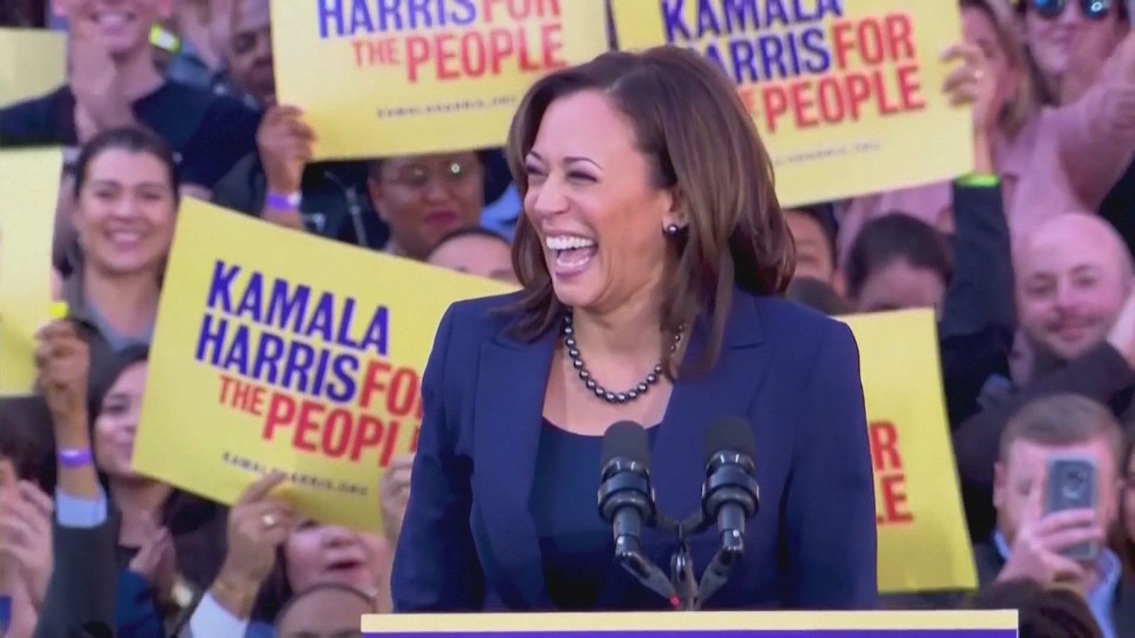 Harris se ofrece como relevo a los demócratas mientras Obama pide un "candidato extraordinario"