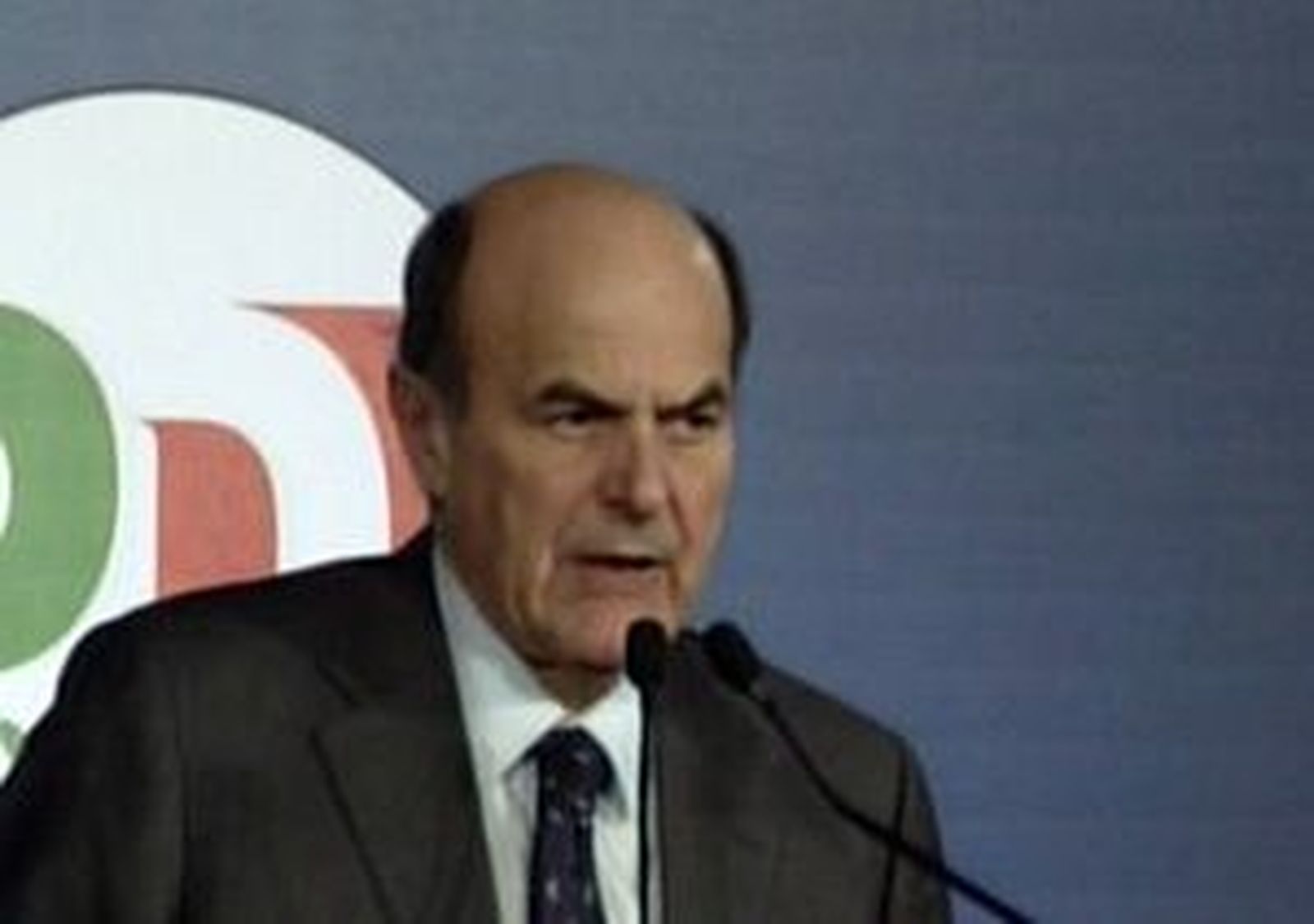Bersani asume su responsabilidad como más votado y propone un plan de reformas