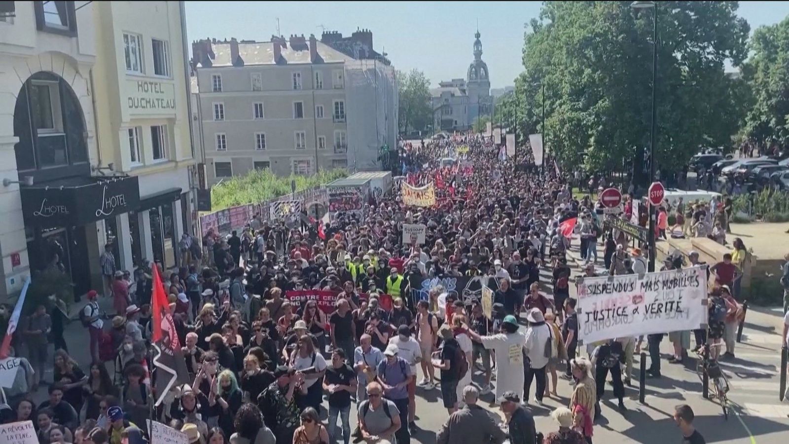 Vuelven las protestas a las calles de Francia
