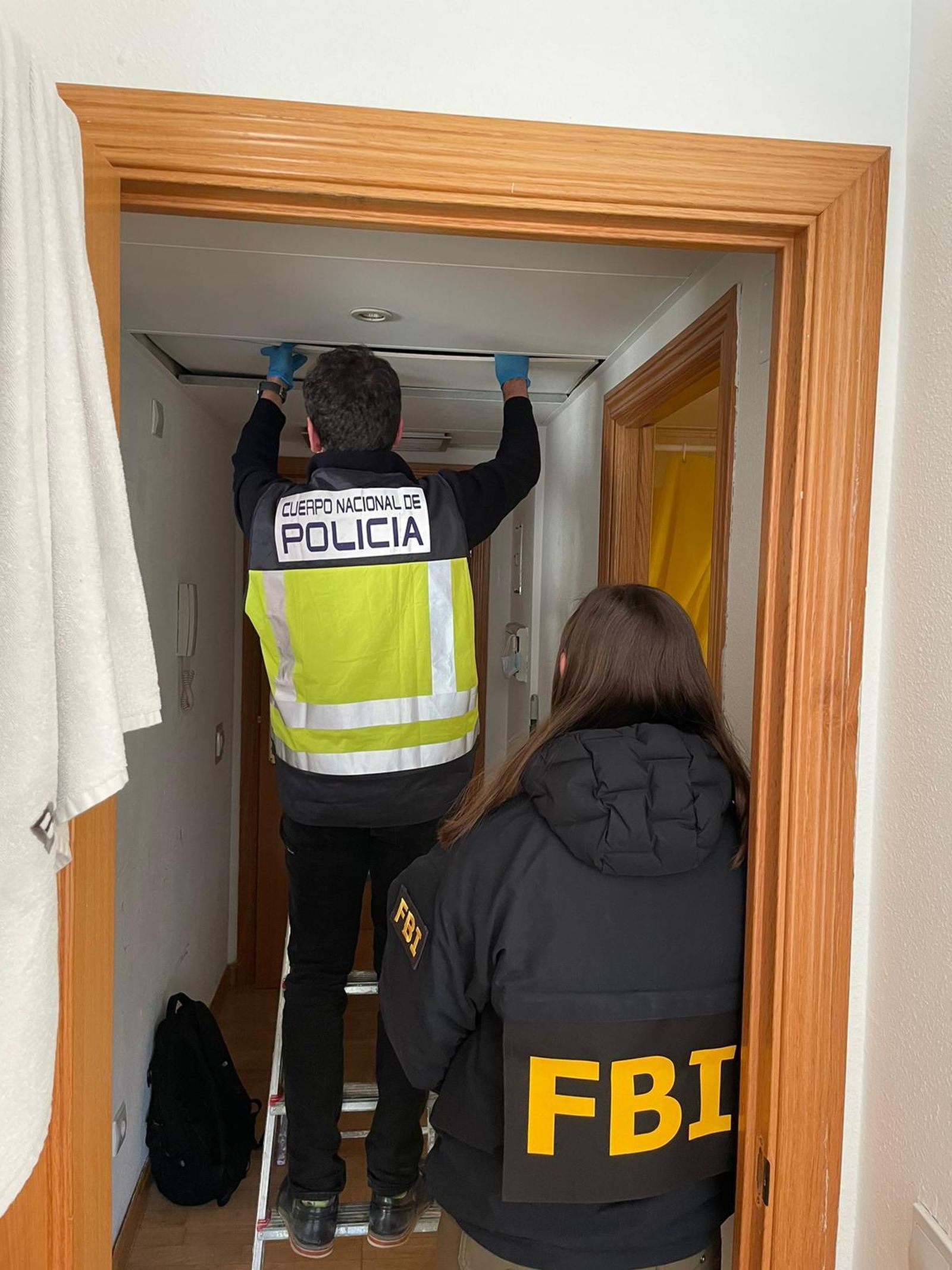 La policía nacional detiene a un ciberestafador en Madrid