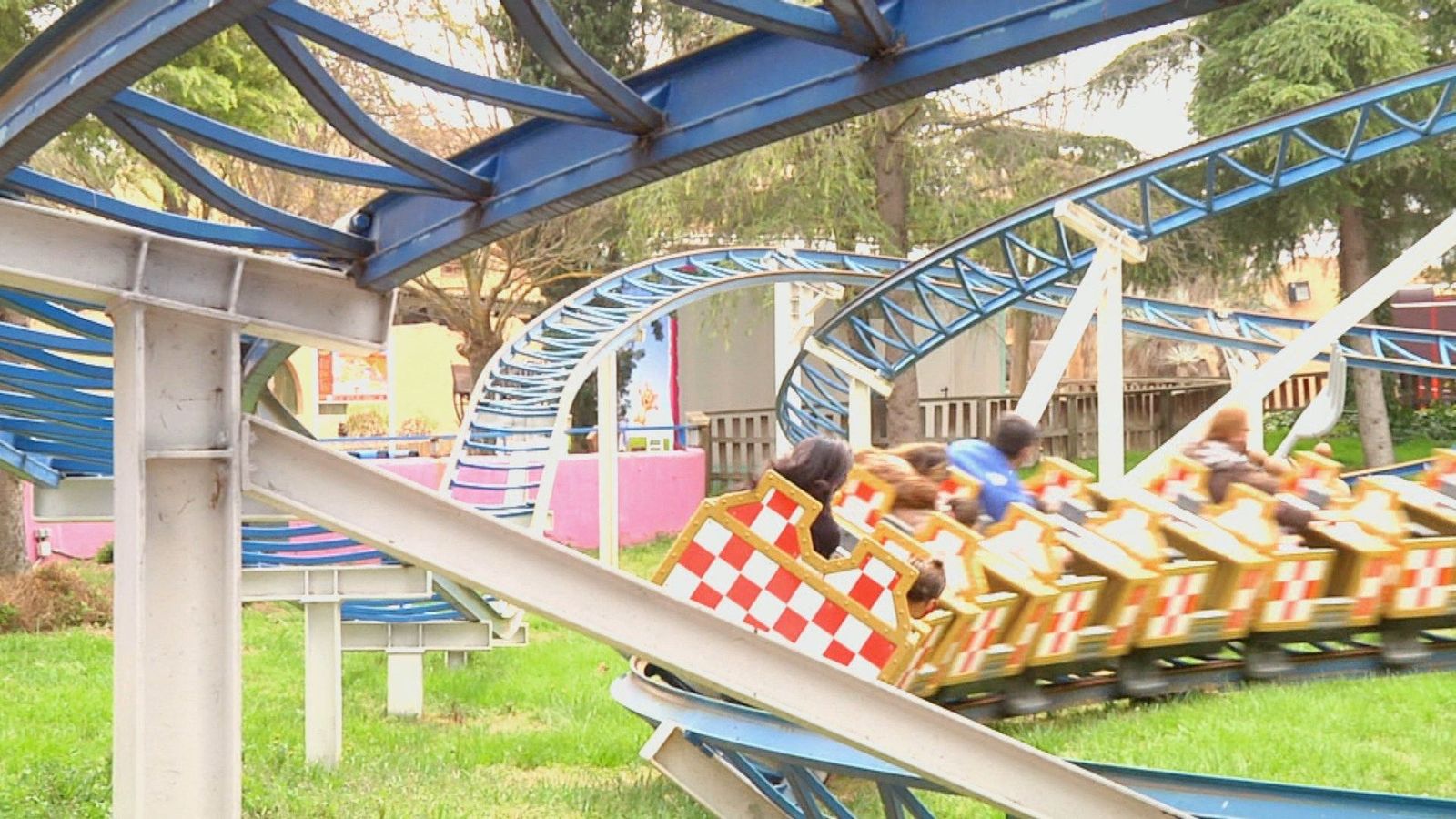 Reabre el Parque Warner con un 50% de aforo y muchas novedades