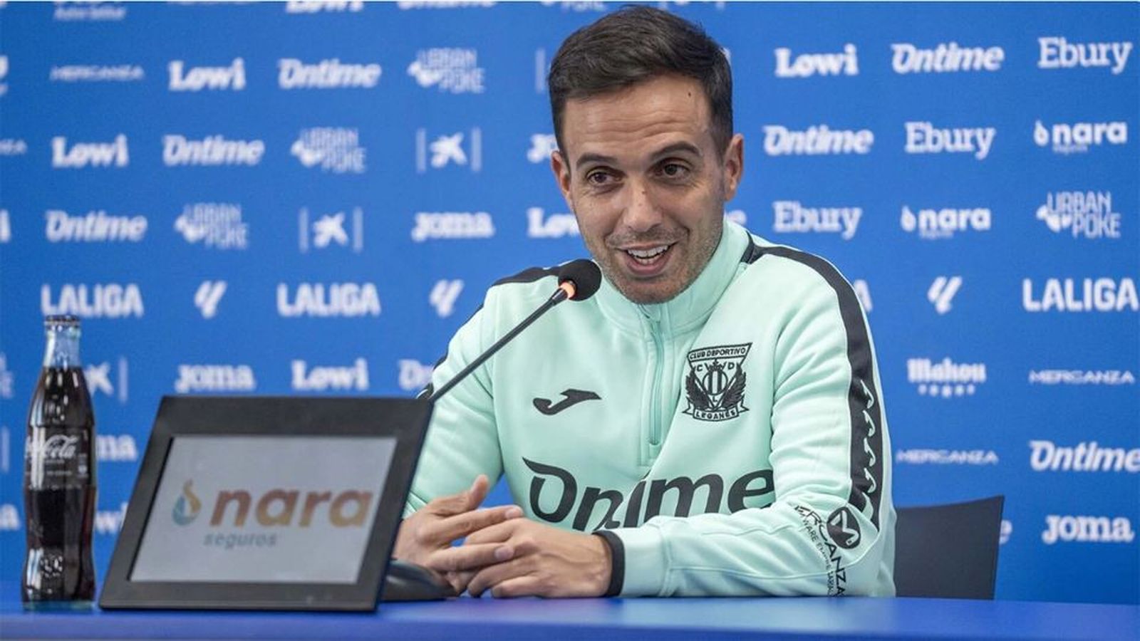Borja Leganés, sore los árbitros