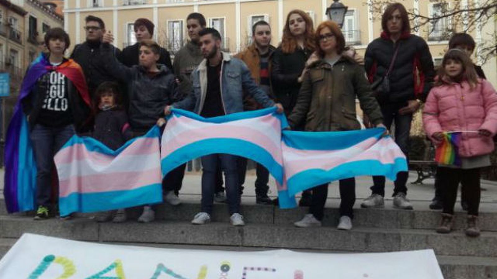 Concentración en la Plaza Pedro Zerolo