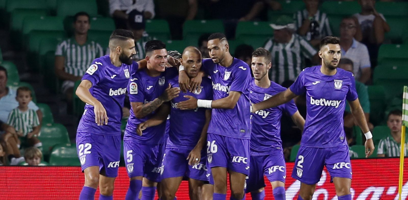 El Leganés celebra un gol en el Benito Villamarín