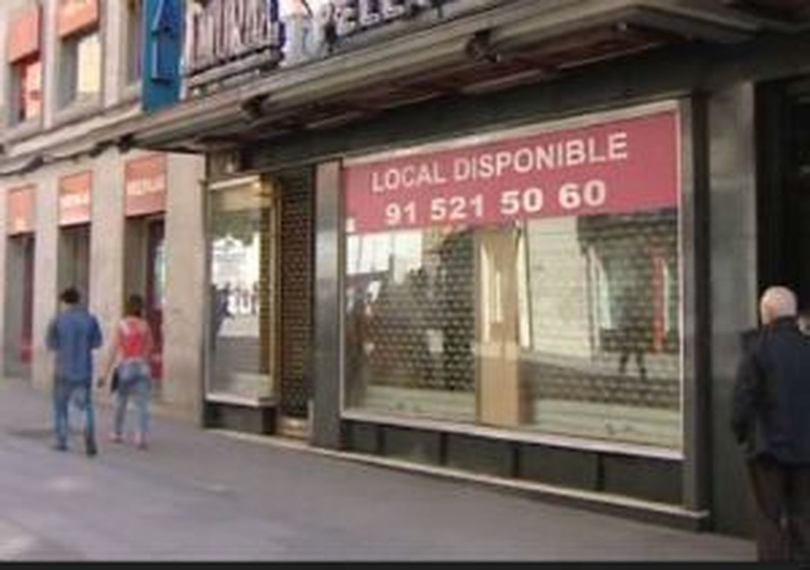 La calle Preciados presenta disponibilidad comercial por primera vez en los últimos años