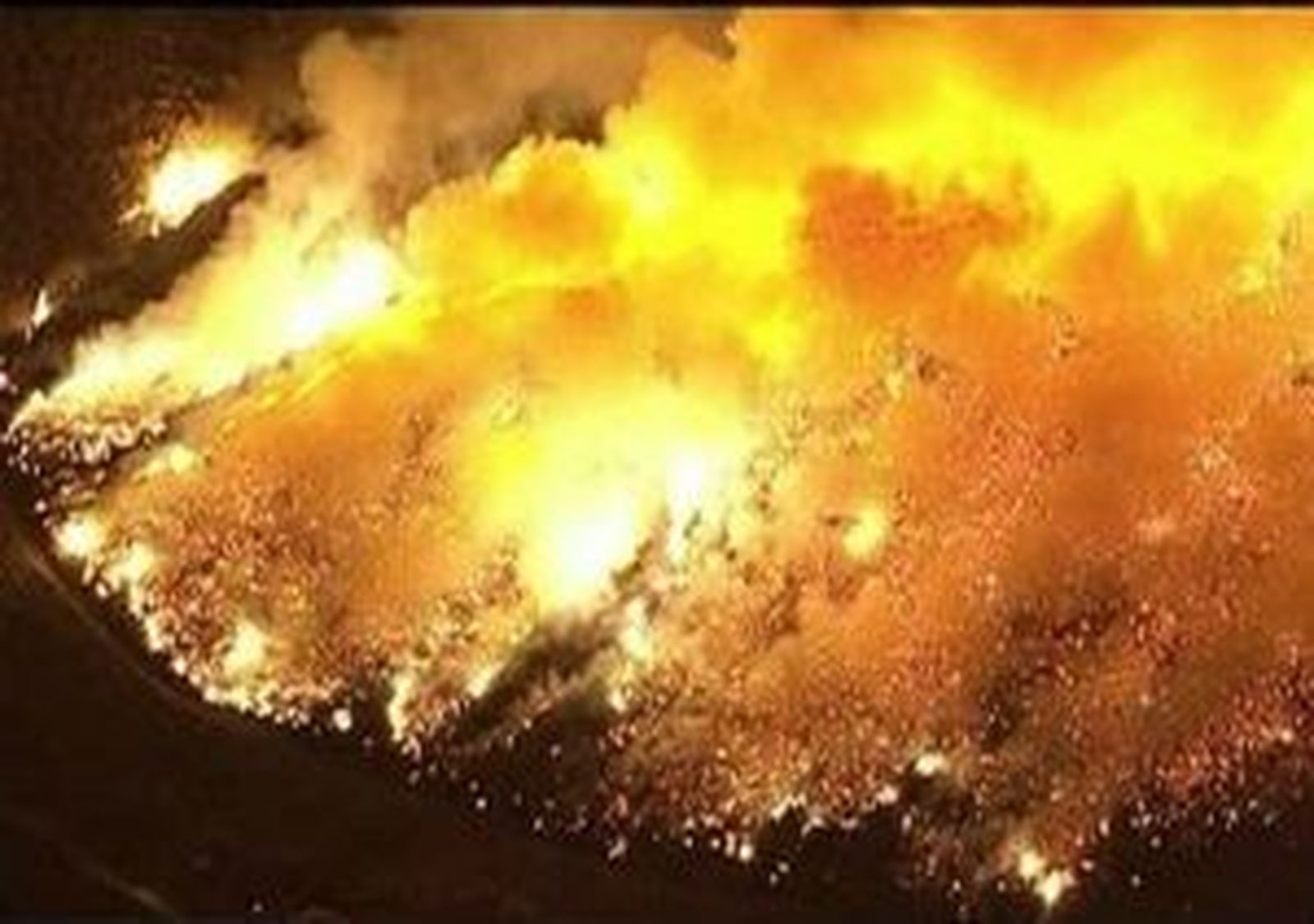 El fuego devasta más de 6.500 hectáreas en California