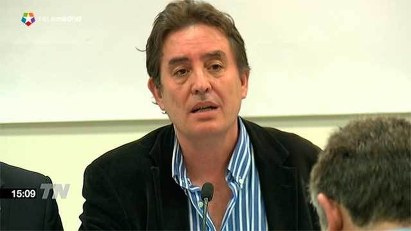 García Montero propone recuperar el "espacio público" de la Sanidad