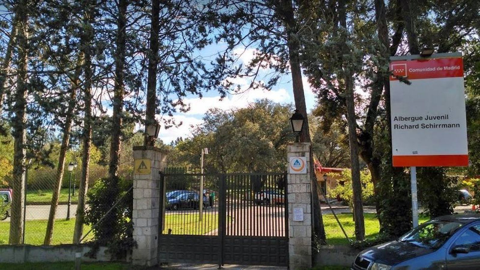 Los menores no acompañados del centro de Batán irán a otro centro de Madrid