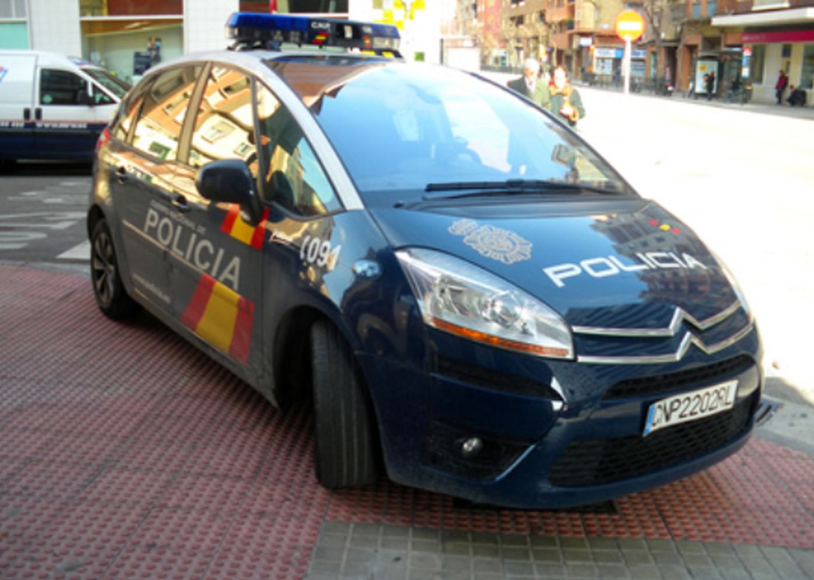 policianacional_coche_7