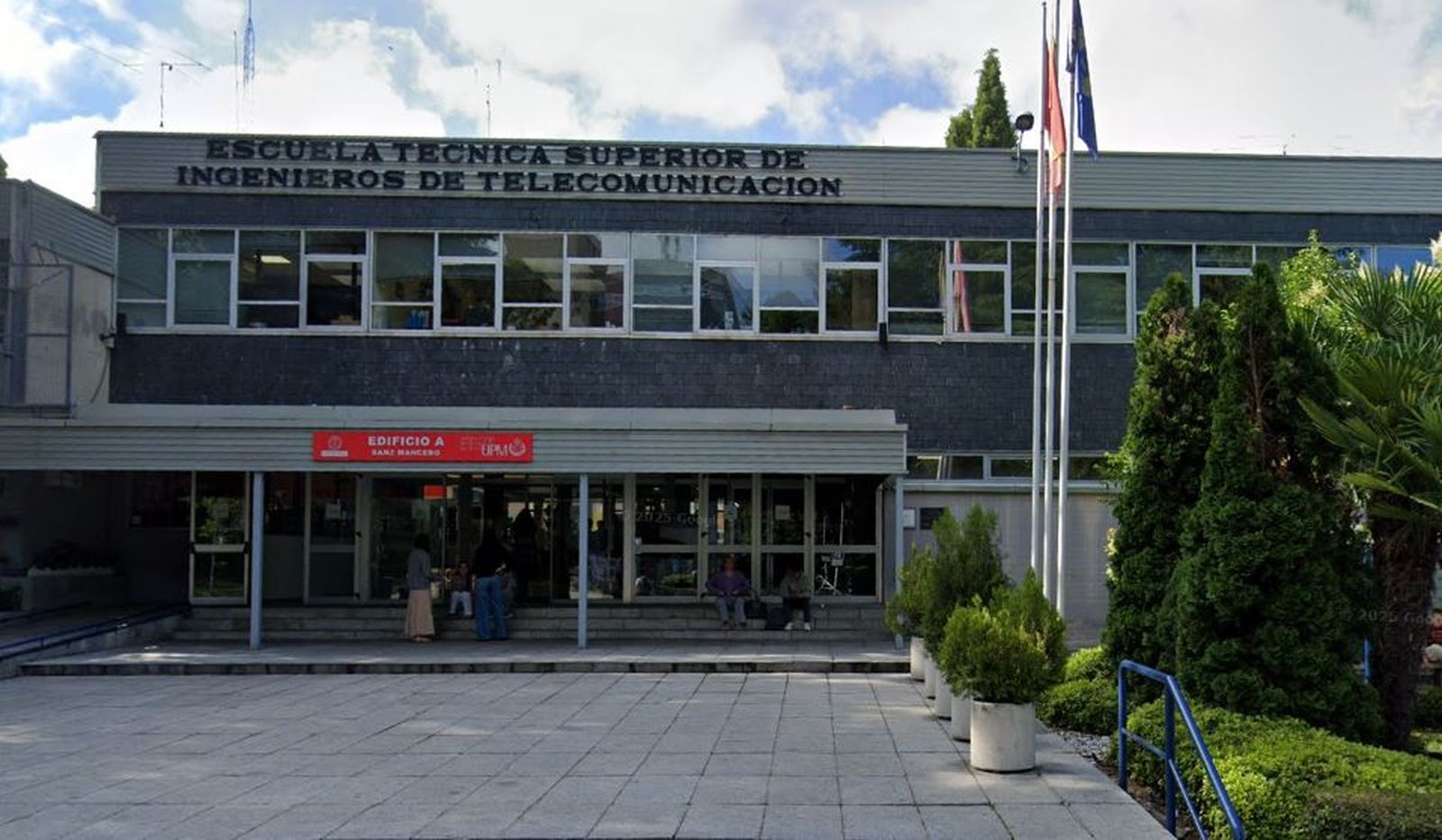 Escuela de Ingenieros de Telecomunicaciones de la Universidad Politécnica de Madrid