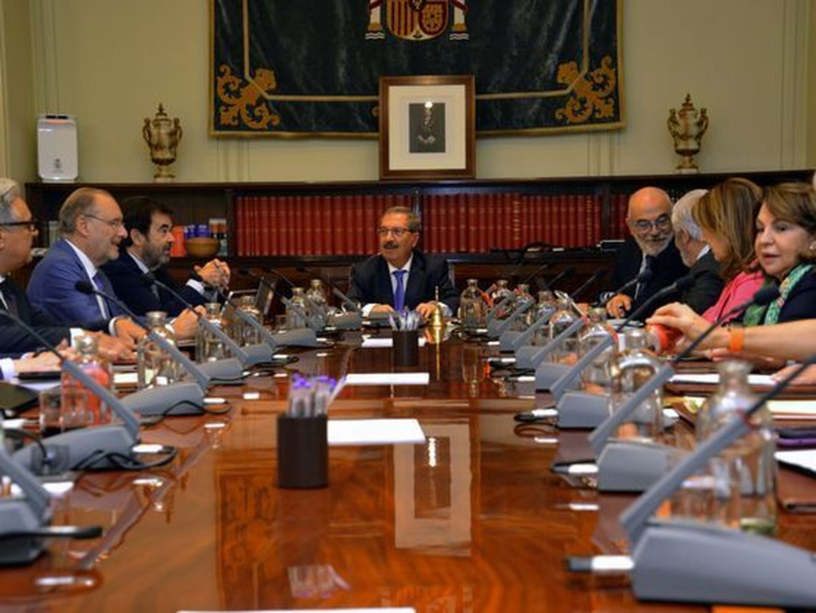 Sumar se querella contra los jueces