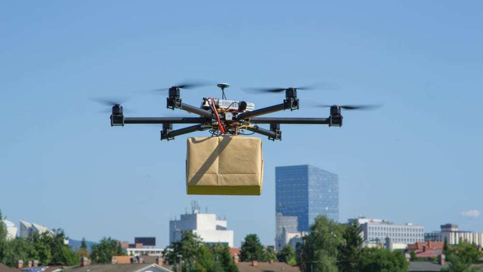 El reparto de mercancía a través de drones ya es una realidad en Madrid