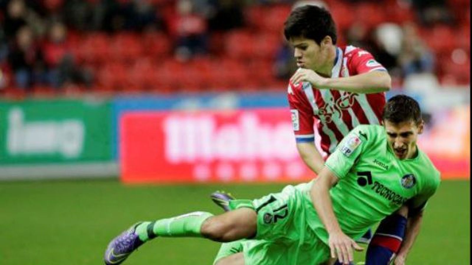 1-2. El Getafe remonta en Gijón y se lleva tres puntos de oro