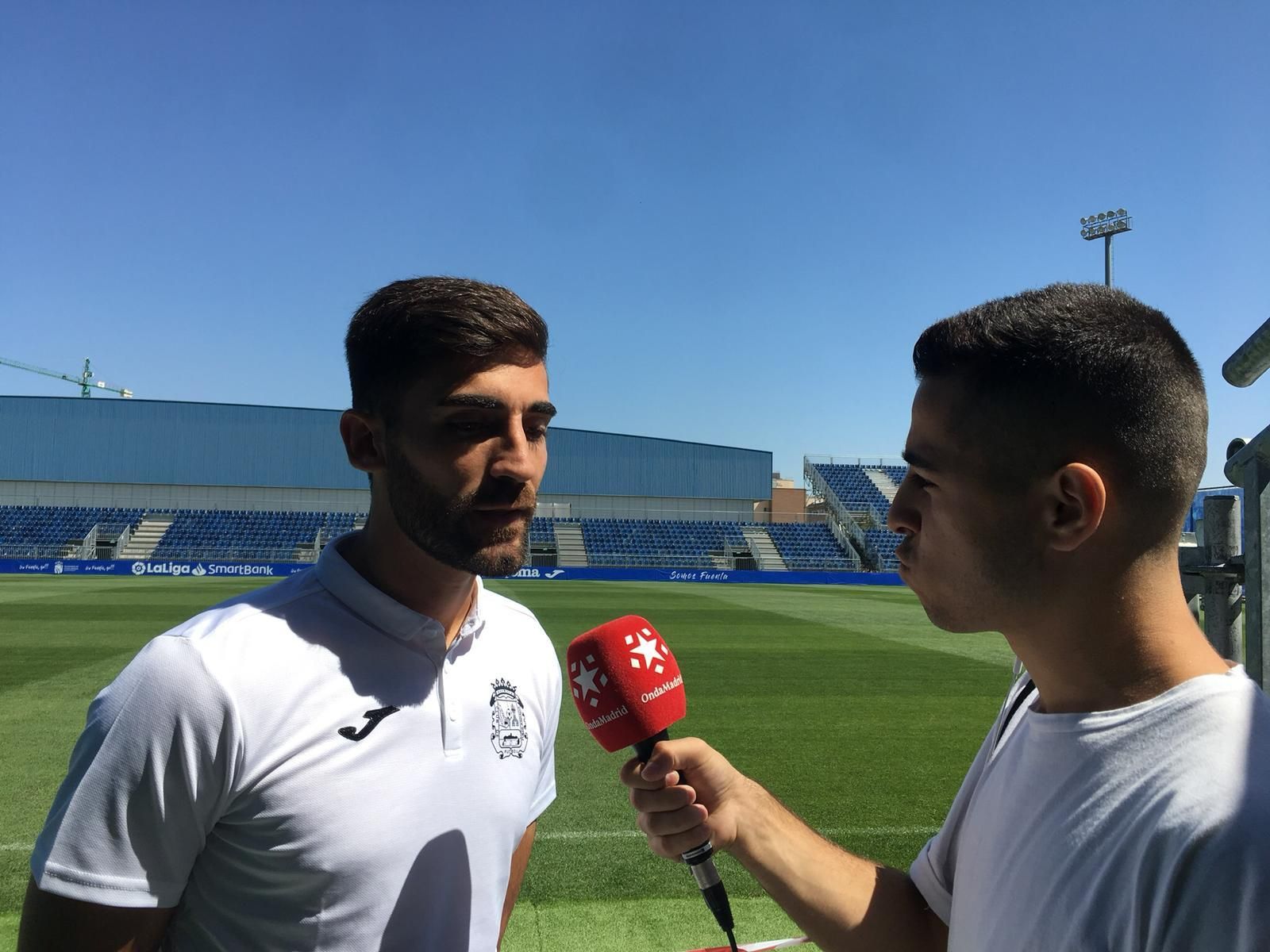 Jose León: "Pasé una etapa bastante difícil en el Rayo Vallecano"