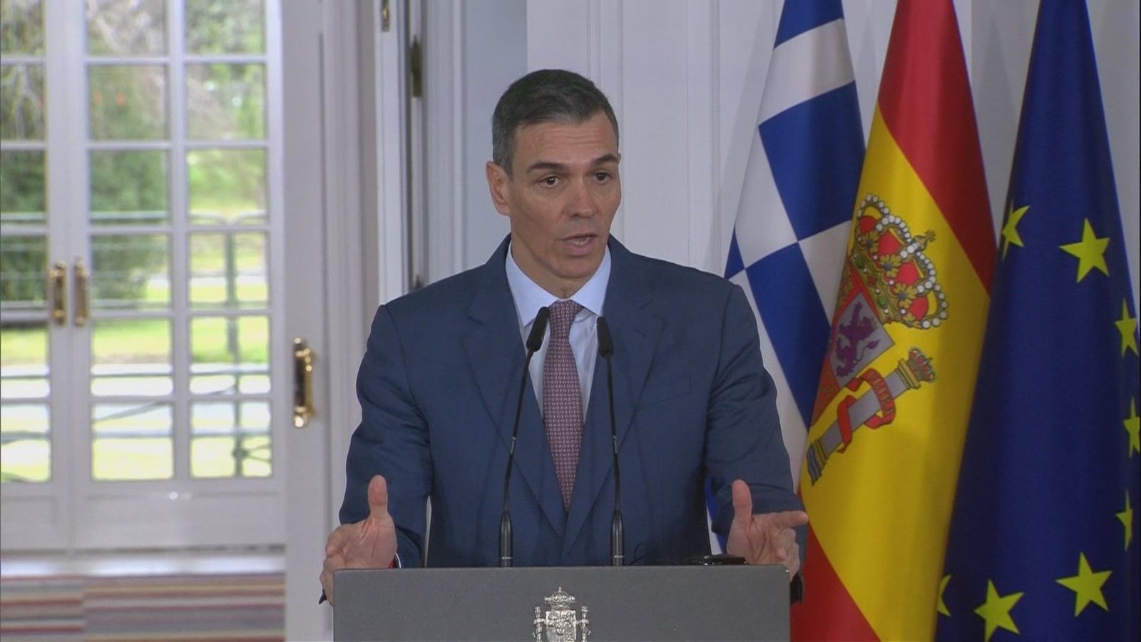 Sánchez pidió a Delcy Rodríguez seguir "liberando presos políticos" y "abrir paso a una transición" en Venezuela