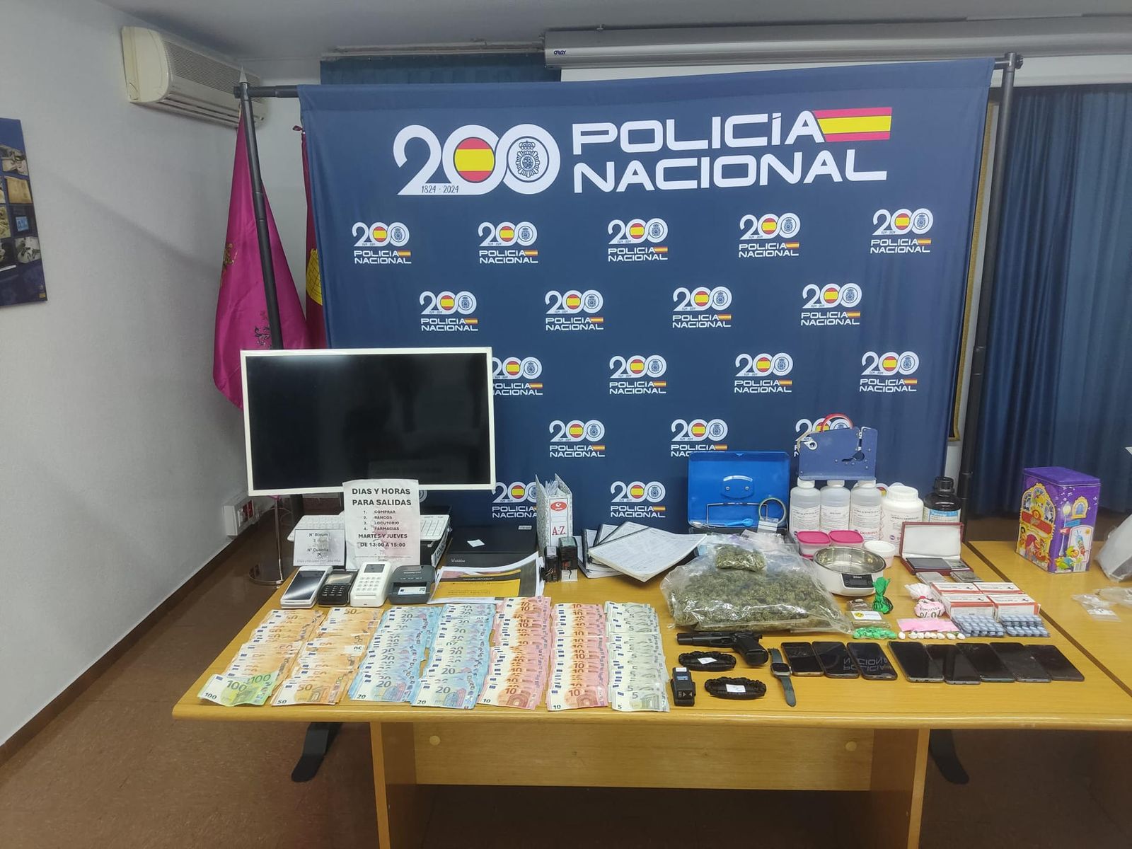 Agentes de la Policía Nacional han liberado a 32 víctimas de trata