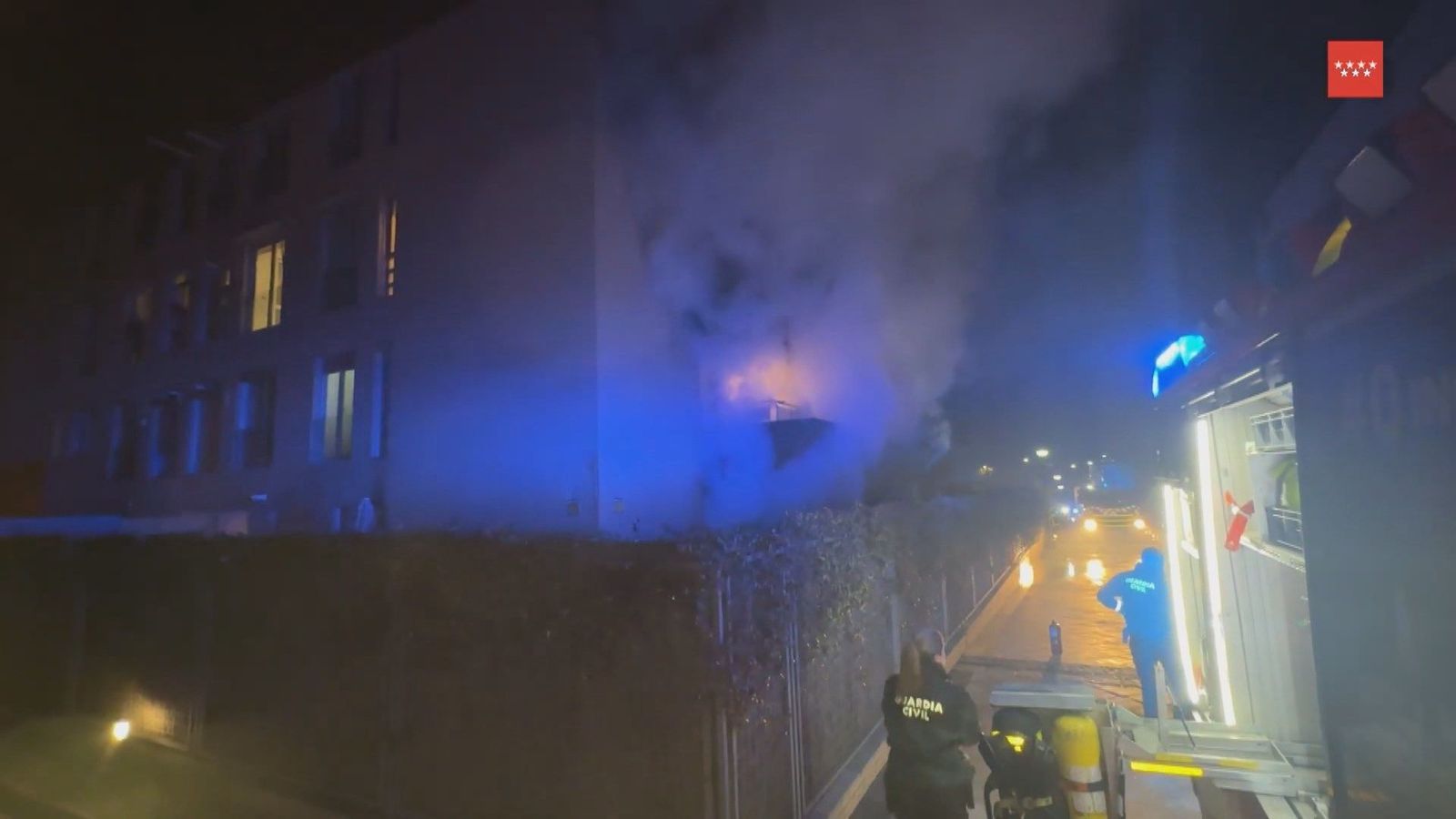 Una madre y su hijo en estado crítico tras un incendio en una vivienda de Boadilla del Monte