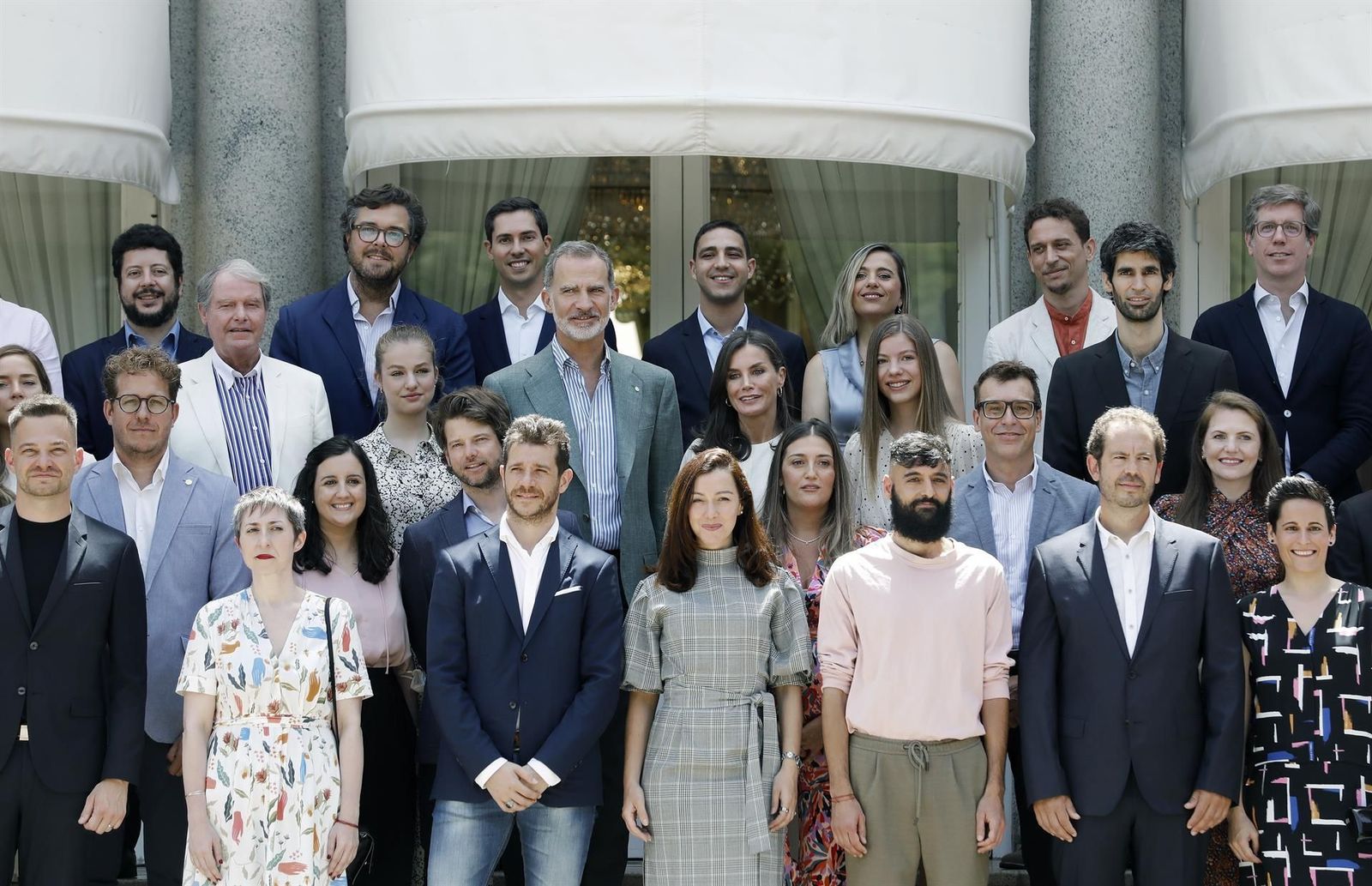La princesa Leonor se encuentra con los premiados Princesa de Girona