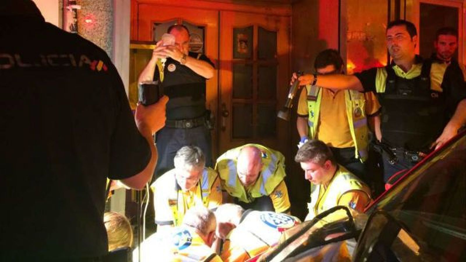 Detenido con un cuchillo por matar anoche a una mujer en una calle de Fuencarral
