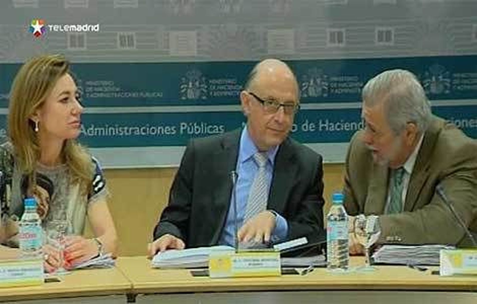 Las comunidades tendrán un déficit del 1,3% este año y del 1% el año que viene