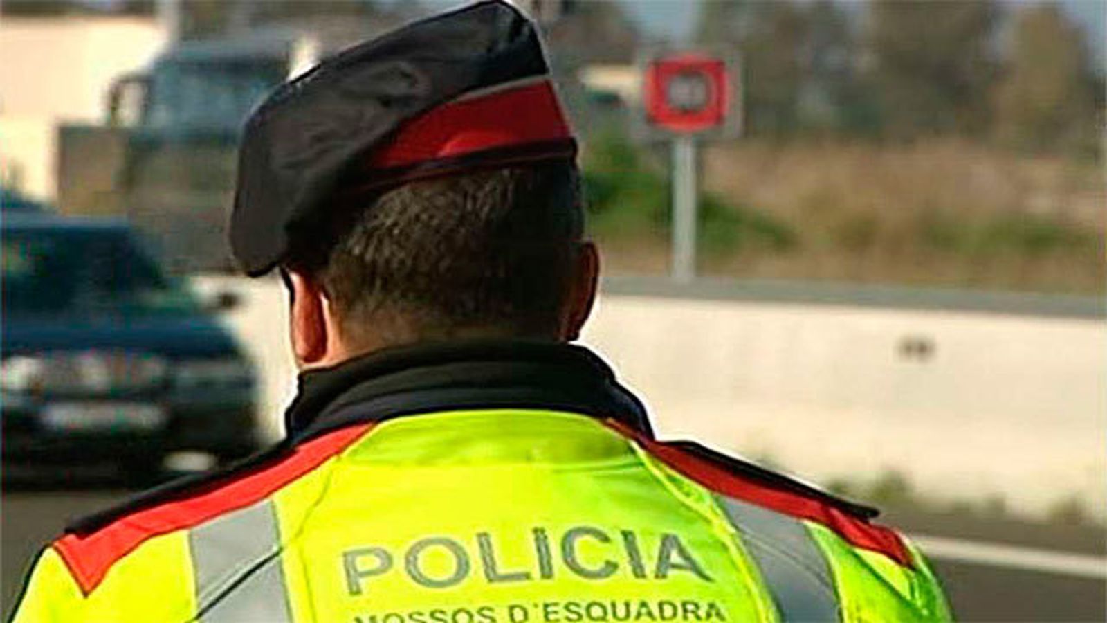 Detenidos dos hombres por robar en la AP-7 haciéndose pasar por policías