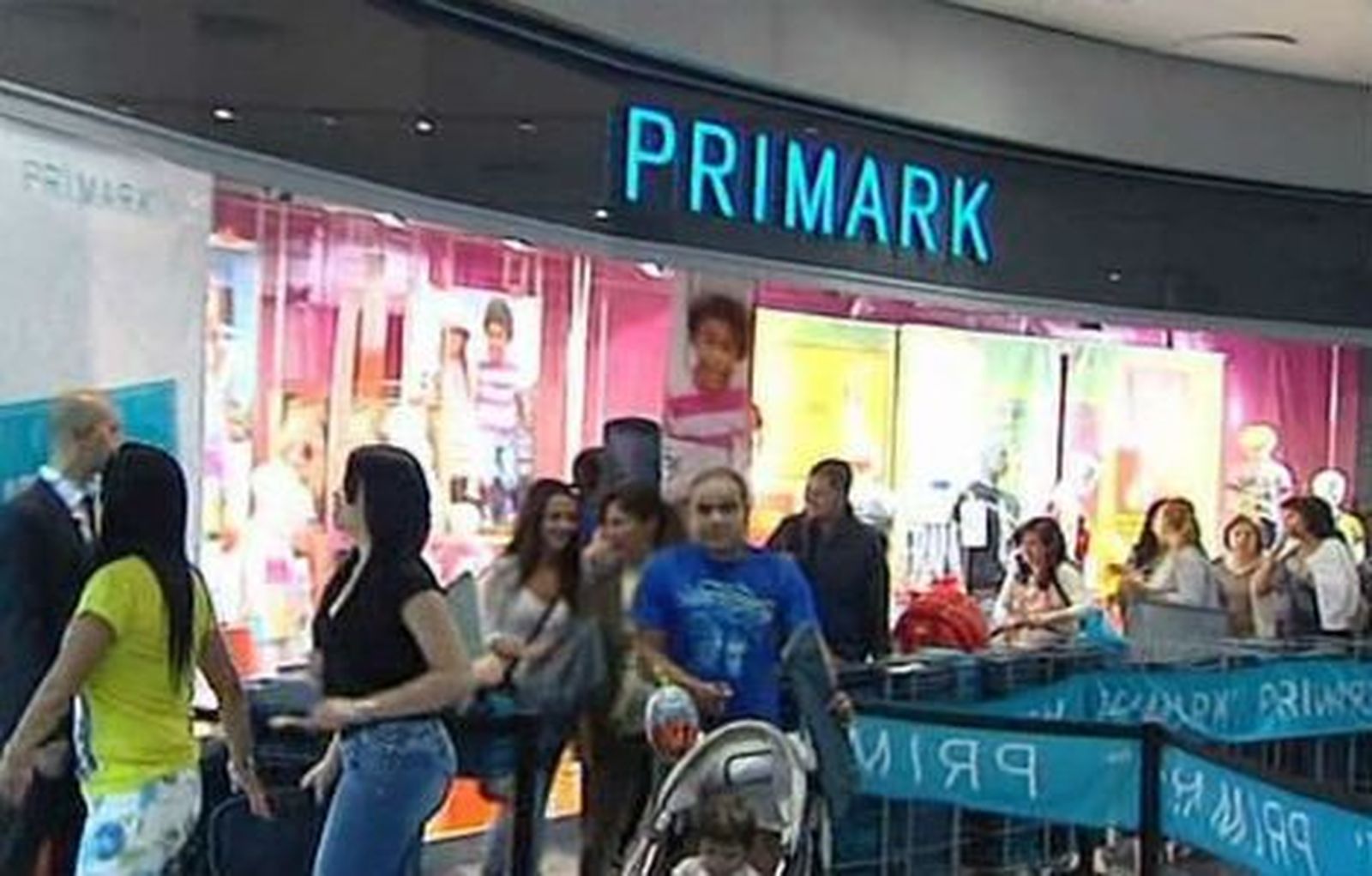Primark celebra su 8º aniversario en España abriendo su tienda más grande en Plenilunio