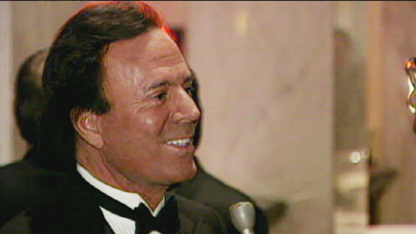 Julio Iglesias, abuelo por quinta vez