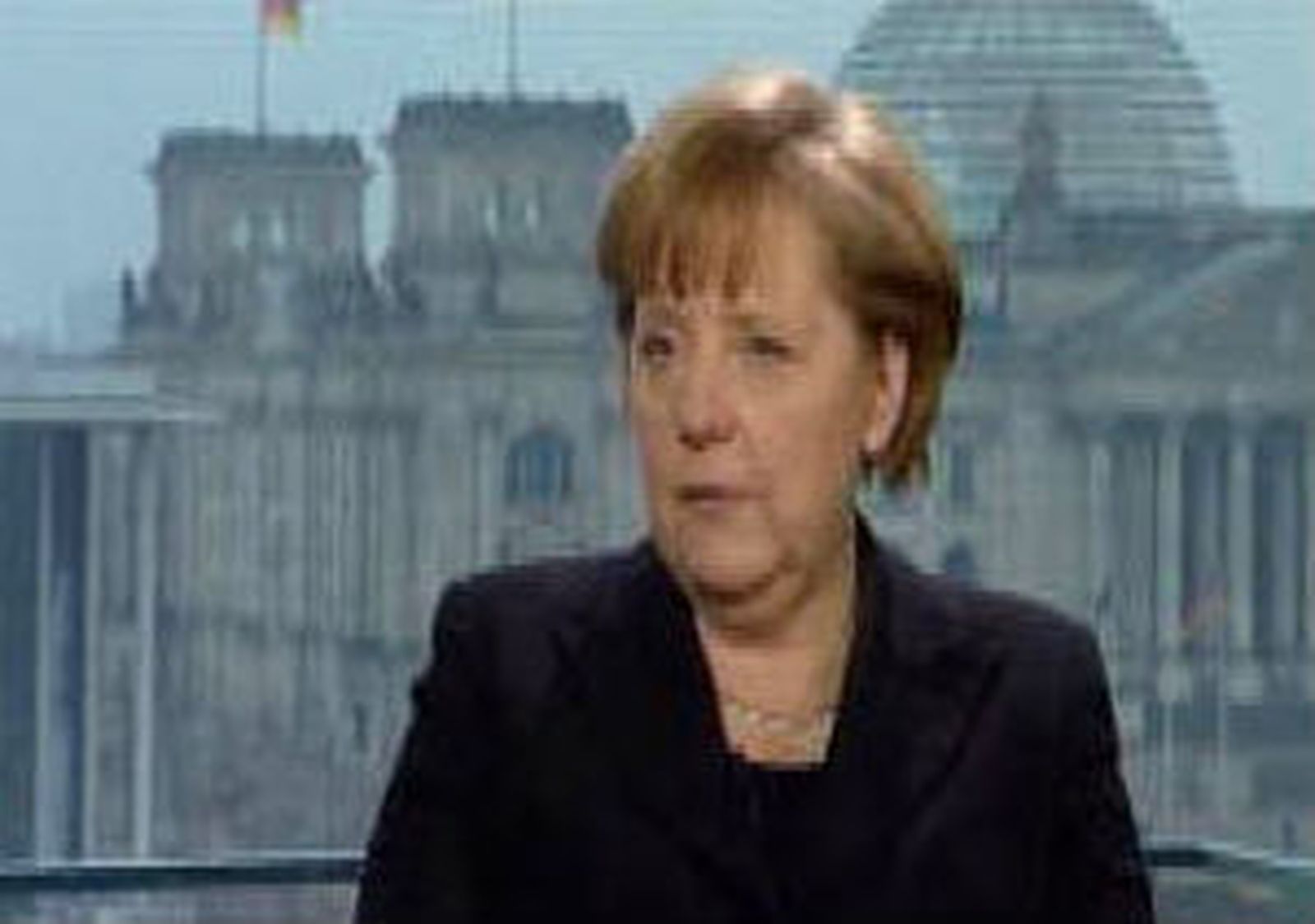 Merkel: Grecia debe aplicar las reformas si quiere solidaridad de la UE
