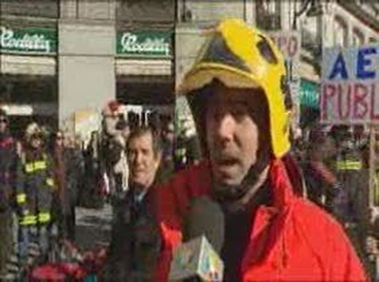 bomberos_2011122V0.wmv