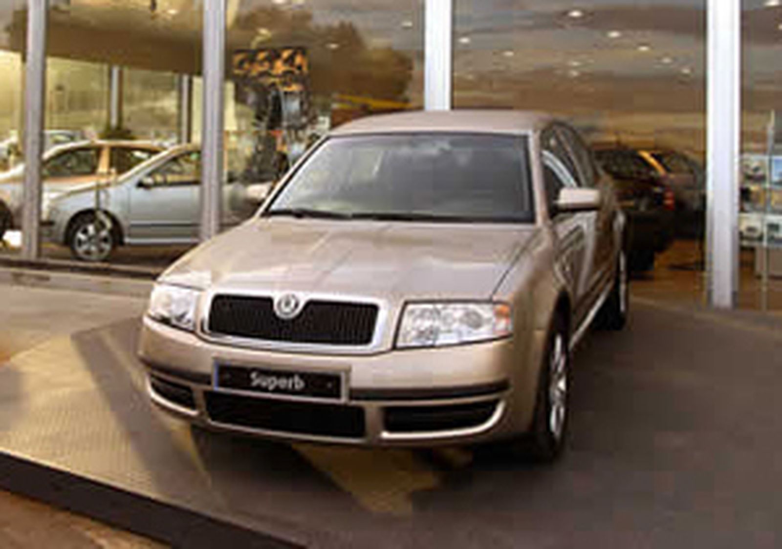 Las ventas de automóviles cierrran con una subida de más de un 13%