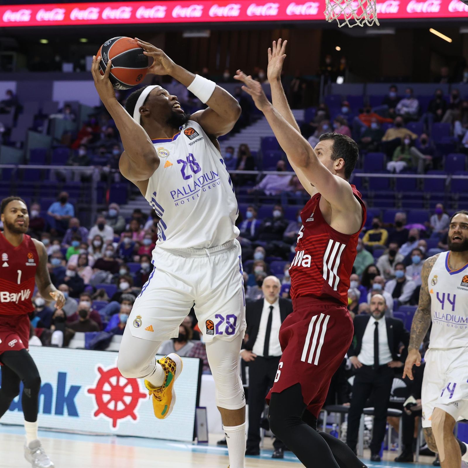 Yabusele ante el Bayern Munich