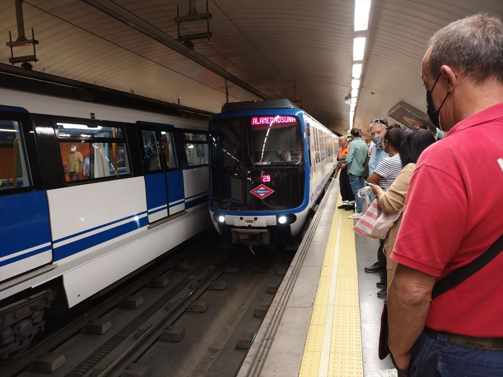 Trenes de la línea 5 de Metro