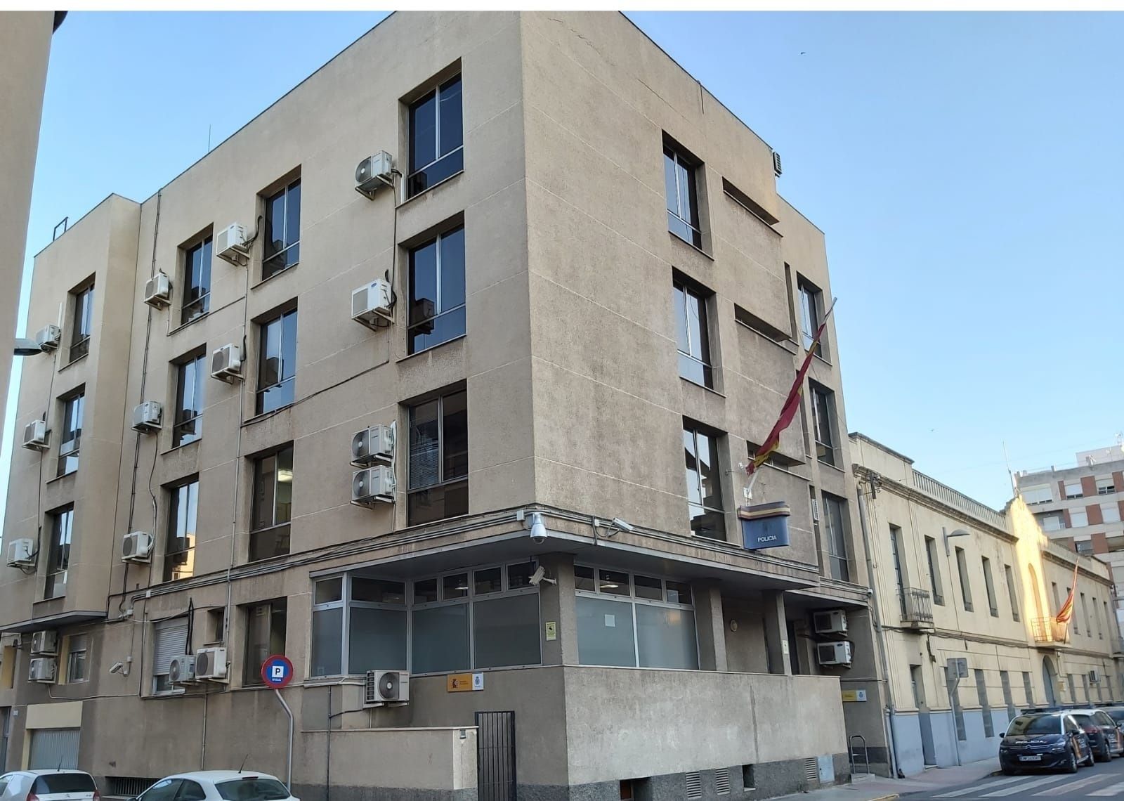 Detenidos dos menores acusados violar a una chica de 16 años en Alicante