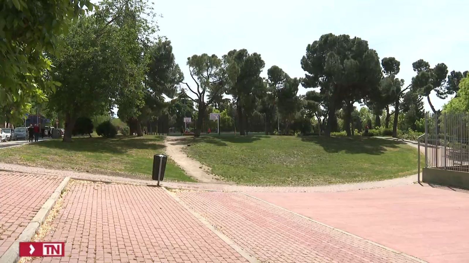 Joven apuñalado en un parque de Ciudad Lineal