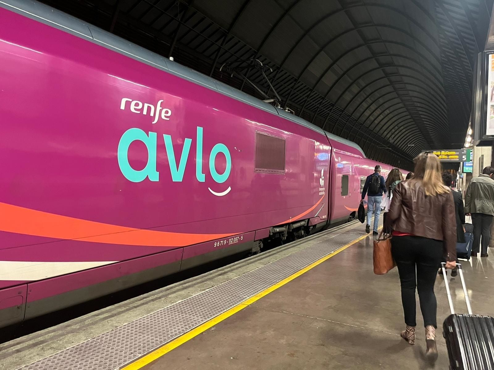 Avlo en la estación de Sevilla Santa Justa