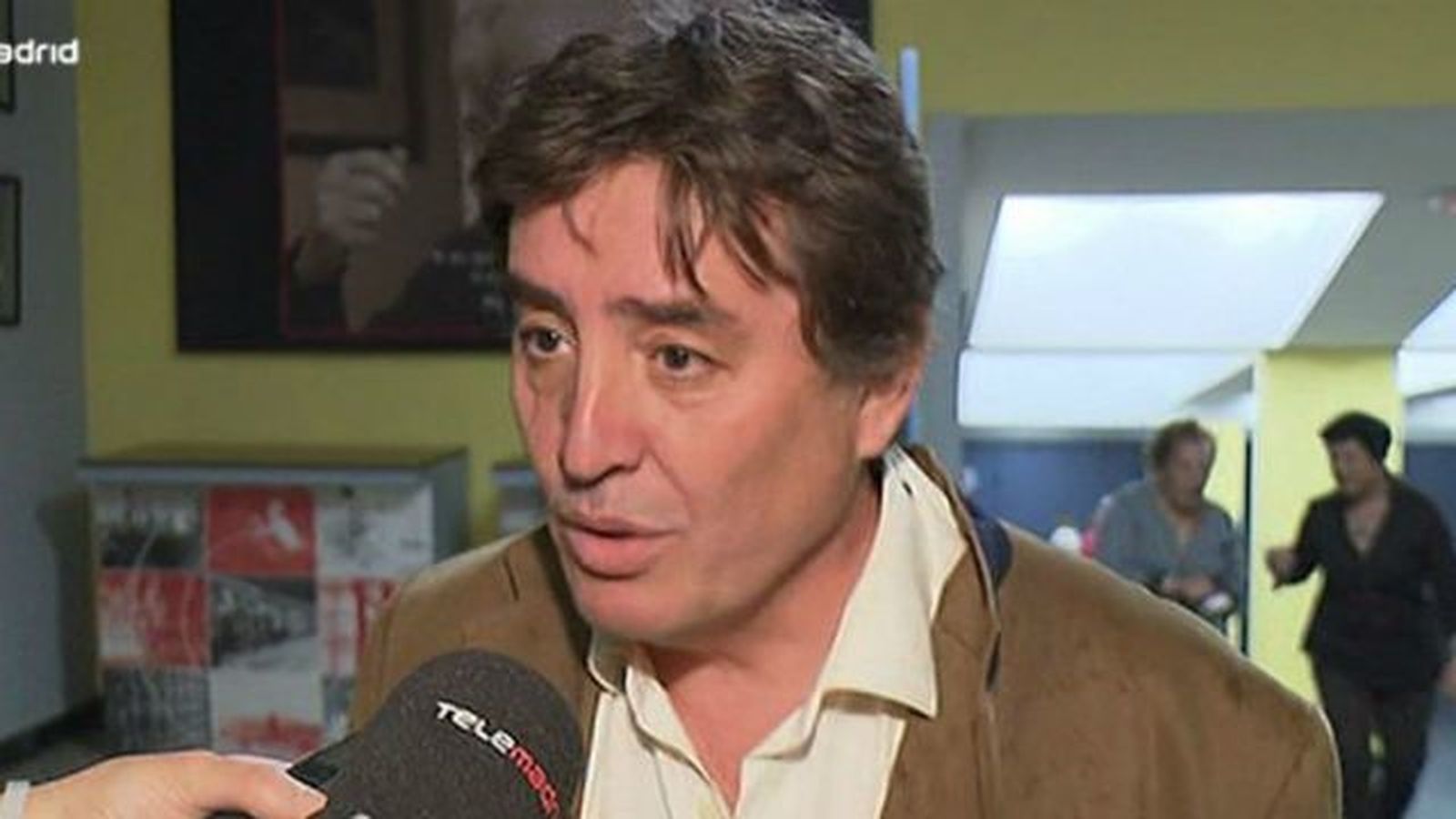 García Montero: "Hay muchos intereses  que intentan dar por muerta a IU"