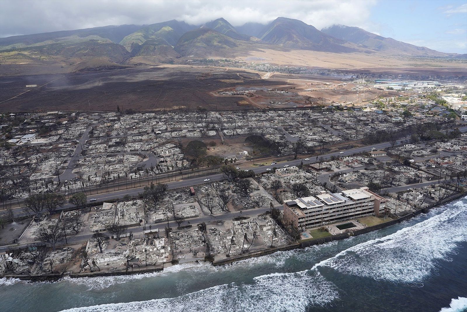 Incendios en Hawái: las imágenes aéreas muestran la destrucción de la isla de Maui