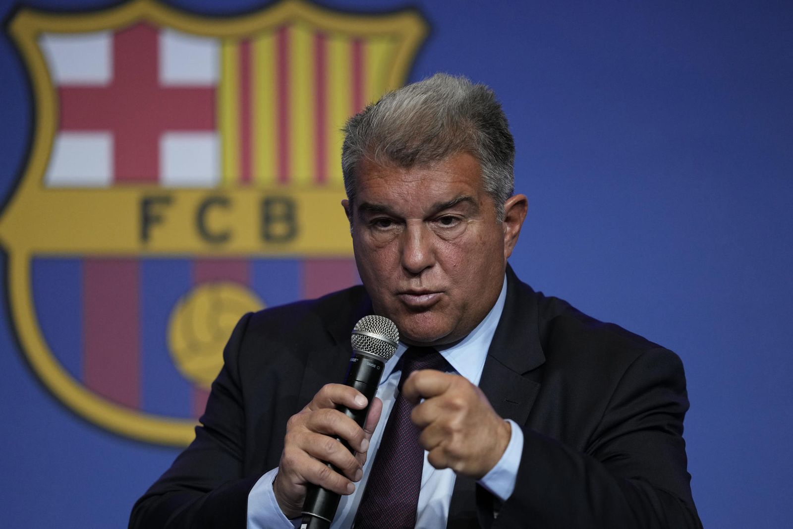 Laporta ataca al Real Madrid