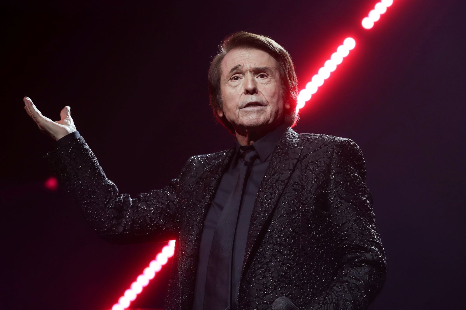 El segundo concierto de Raphael en el Wizink Center se celebra con normalidad