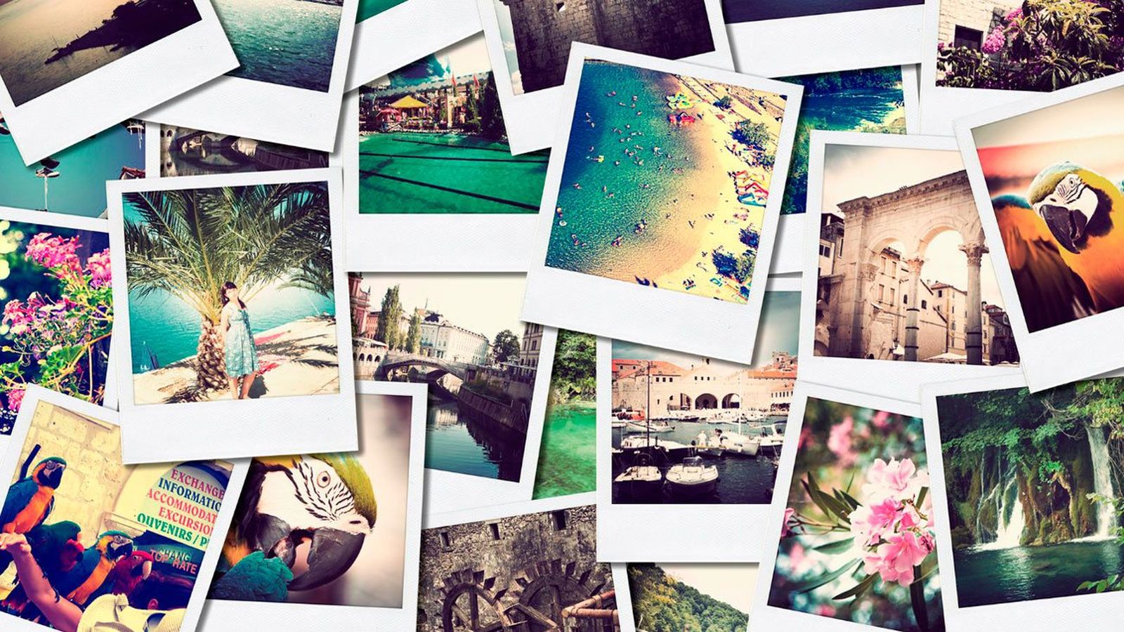 Postales, todo un símbolo del verano en desuso