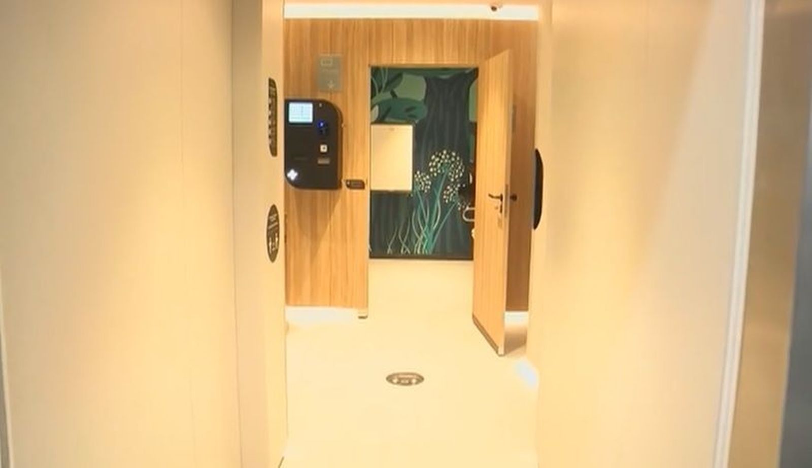 Con ducha, tocador y experiencia de vapor: así serán los nuevos baños premium de Atocha